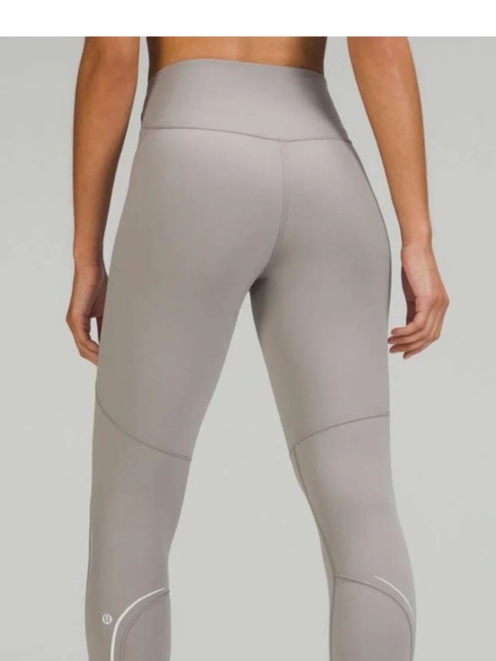 Lululemon Base Pace High-Rise Reflective Tight
24”
Gull Grey
Size 14 - Picture 2 of 5